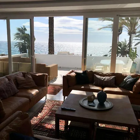 בית נופש Oasis Beachfront Golden Mile מארבלה