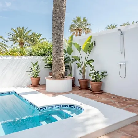 בית נופש Oasis Beachfront Golden Mile מארבלה
