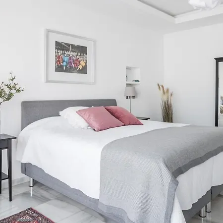 בית נופש Oasis Beachfront Golden Mile