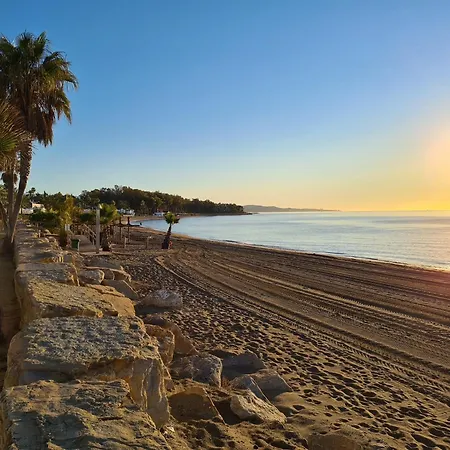 בית נופש Oasis Beachfront Golden Mile